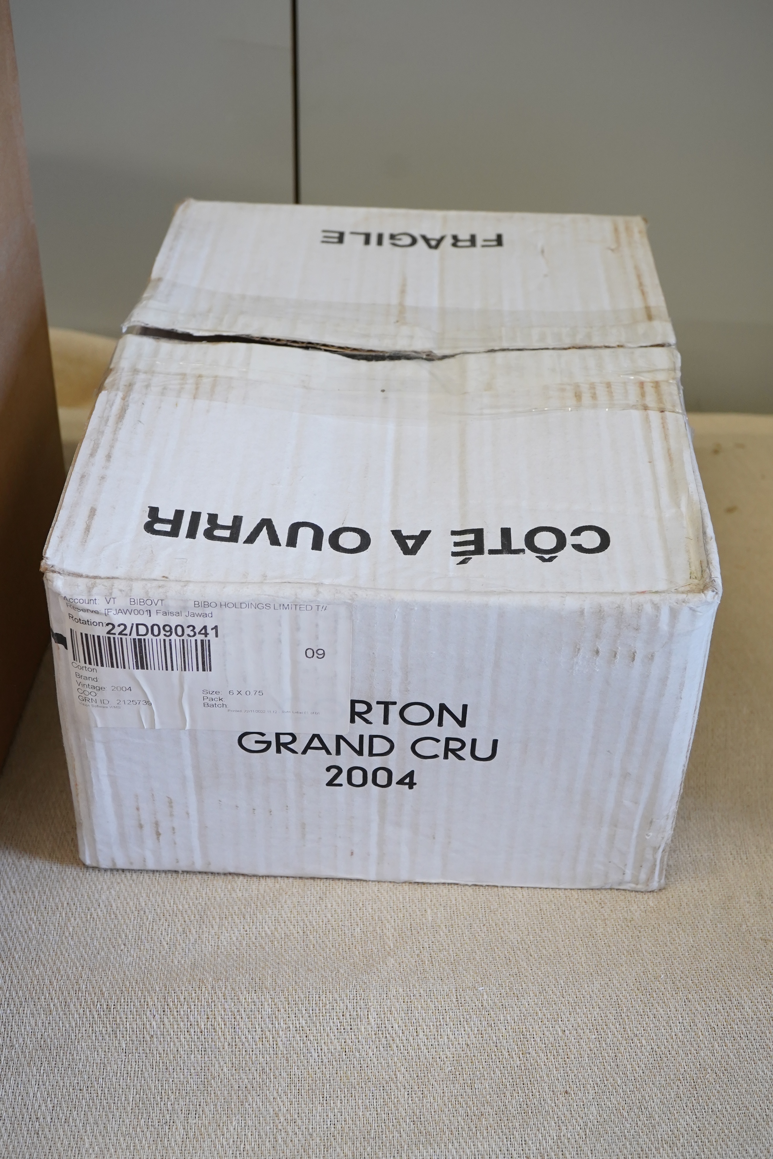 Cercle des Vins Fins, Corton Grand Cru, 2004